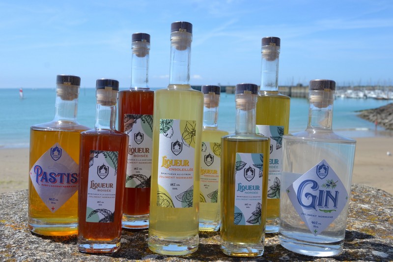 Commerce gavray sur sienne distillerie montjoie