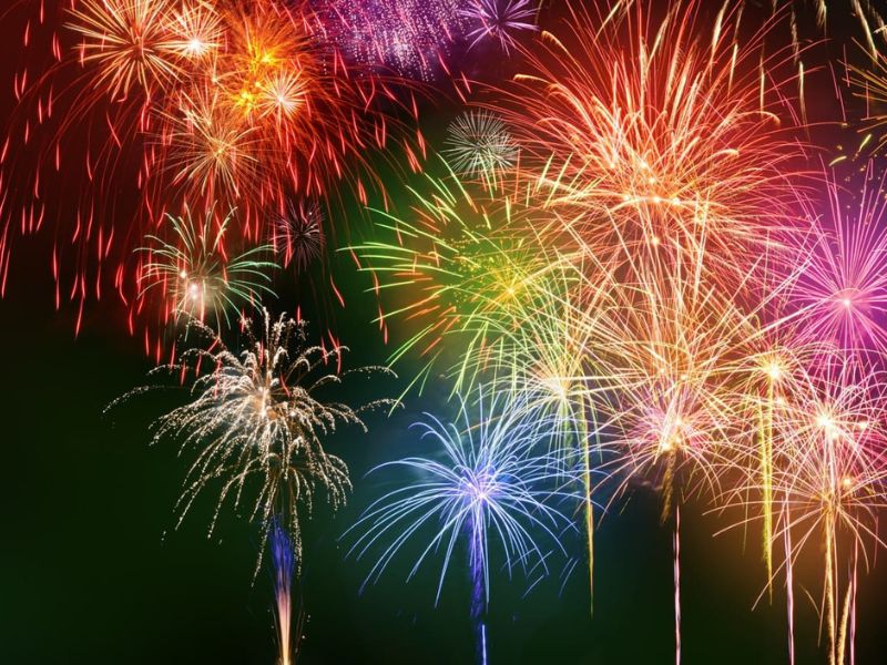 Saint-L&ocirc; : Feu d'artifice et bal populaire