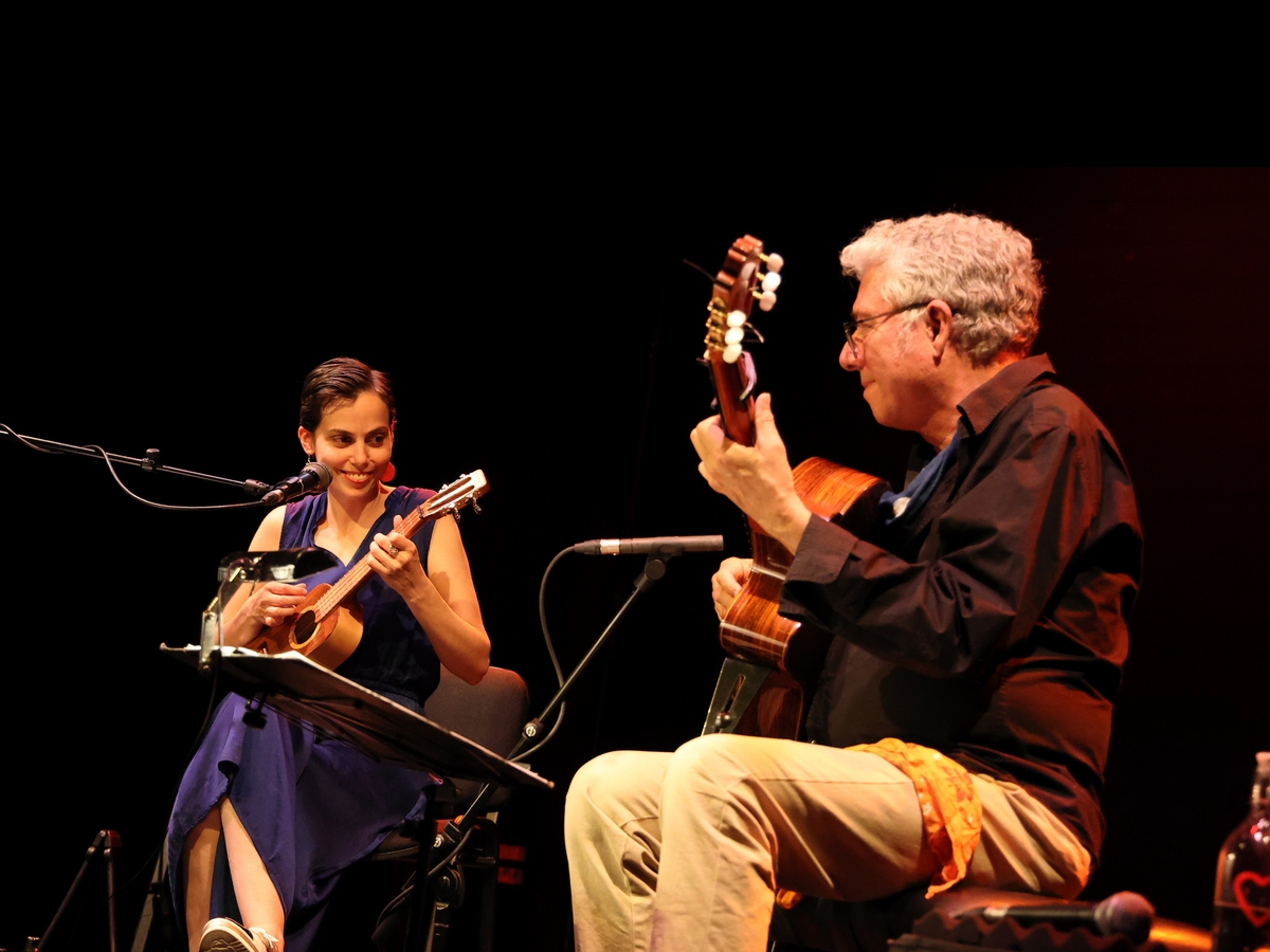 Saint-L&ocirc; : Villes en scène > Duo Chloé Breillot et Pierrick Hardy - tournée d'Amours et de mers